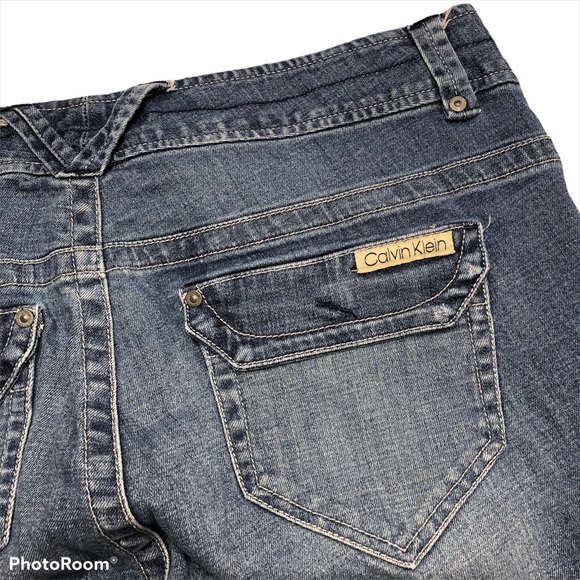 Calvin Klein Jeans High Rise Stretch Cropped Jeans - Picture 16 of 16